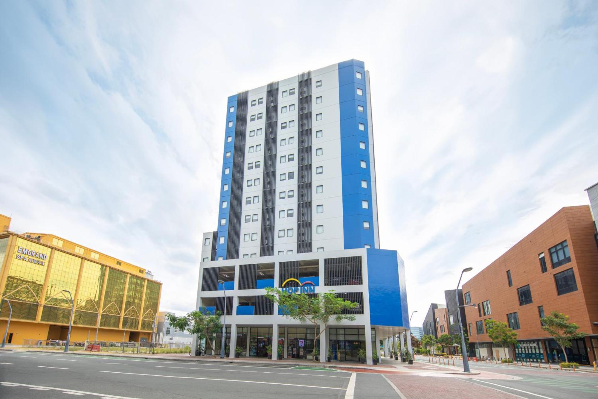 Hop Inn Hotel Aseana City Manila Paranaque City Екстериор снимка